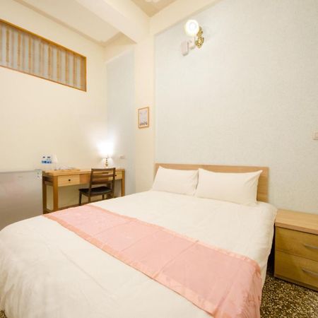 Freedom B&B Тайнань Номер фото